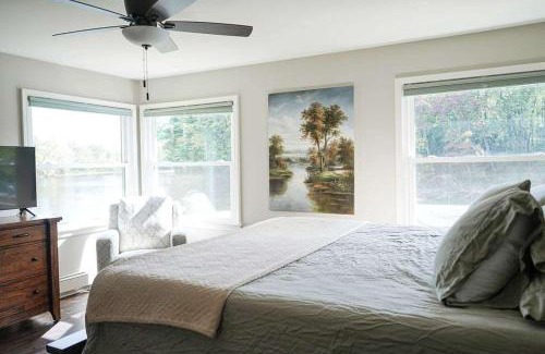 Onondaga Casa | The Grand Riverhouse & Bunkhouse