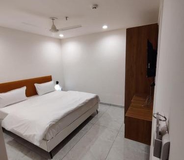Khattalwada Hotel | The Grand Vista Hotel