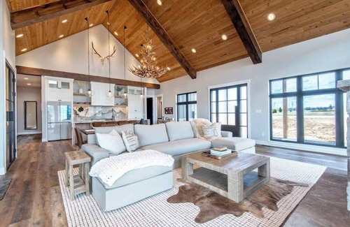 Clawson Casa | The Grande Dom | Private Luxury Mountain Estate