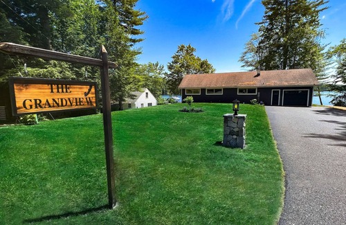 Fort Ann Casa | The Grandview- Family and Pet Friendly
