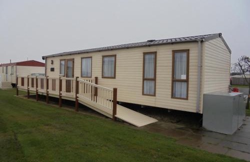 Ingoldmells Casa | The Grange Ingoldmells: Elan 6 berth, Central Heated, Wrap Around Decking