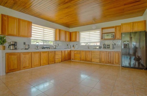 El Tanque Casa | The Gray Oasis Village,Brand New, Gated, Cozy&Safe