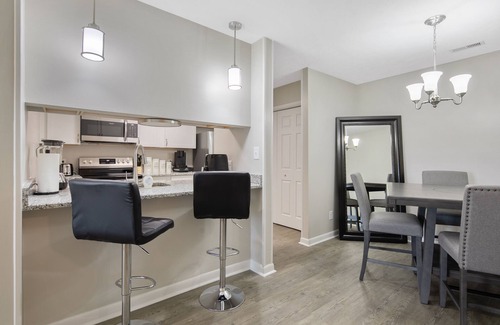 Westover Apartamento | The Gray Retreat - Luxury Condo