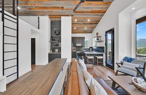 Eden Casa | The Great Cabin Views of Ogden Valley Ski & Golf
