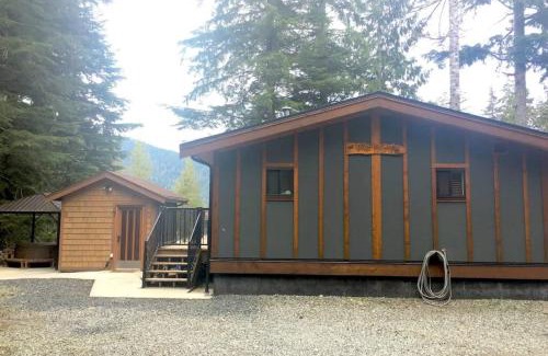 Port Renfrew Casa | The Great Escape - Port Renfrew