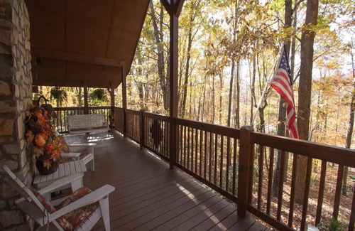 West Jefferson Cabina | The Great Escape