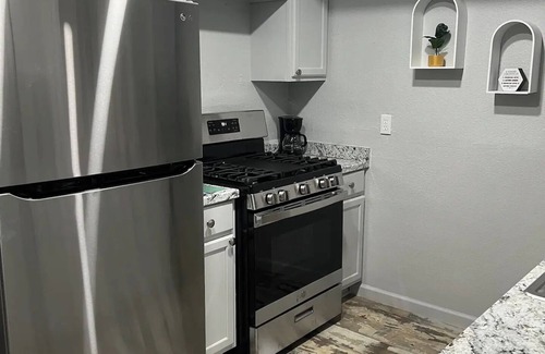 Tulsa Casa | The Great Experience in Tulsa with AC, WiFi & all the needed amenities.