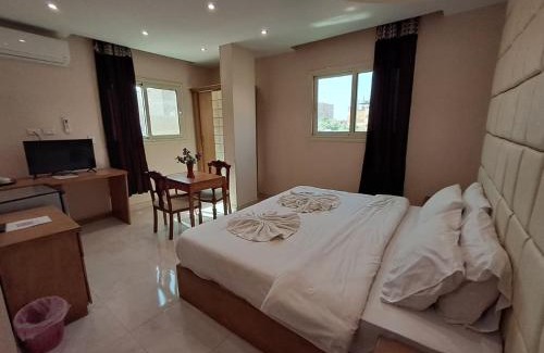 Giza Hotel | The Great Golden Pyramid