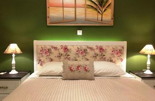 Kato Galatas Apartamento | The Green Apartment, 1 min walk from Kalamaki beach