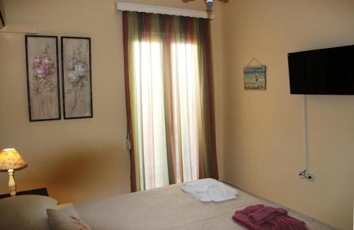 Kato Galatas Apartamento | The Green Apartment, 1 min walk from Kalamaki beach