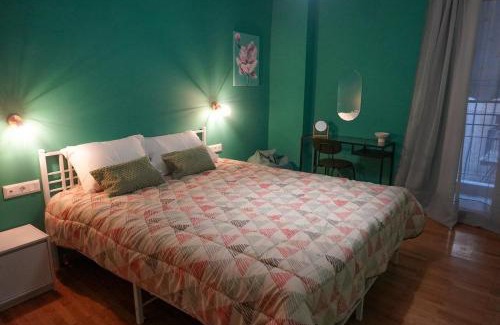 Platia Viktorias Apartamento | The Green Apartment Athens