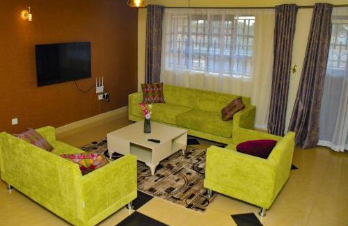 Eldoret Apartamento | The Green Baroness