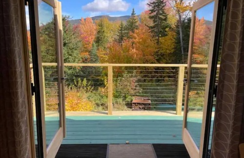 Stratton Cabina | The Green Cabin - 10 min from Sugarloaf, 30 min to Rangeley!