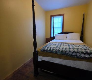 Columbia Casa | The Green Duck Lodge at Fort Landing in Alligator