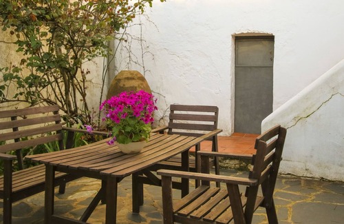 Jabugo Cabaña | La Rana Verde, naturaleza, grupos, familias, senderismo, gastronomía, cultura.
