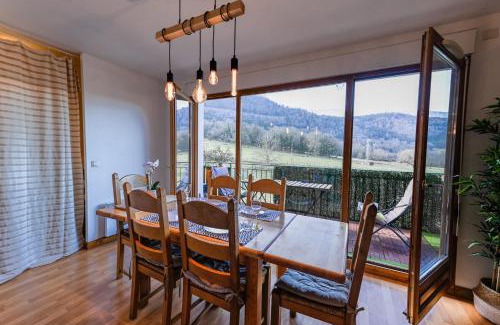 Giez Casa | The green fee close to the Golf course and 5 minutes from the lake
