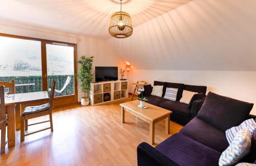 Giez Casa | The green fee close to the Golf course and 5 minutes from the lake