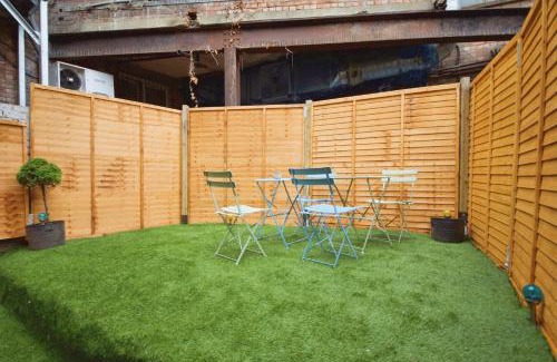 Harringay Casa | The Green Garden House near Tottenham Stadium Alexandra Palace Finsbury P