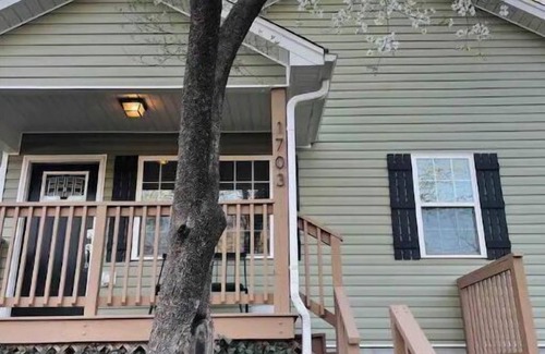 Greensboro Casa | The Green House - cozy 3 BR near downtown Greensboro
