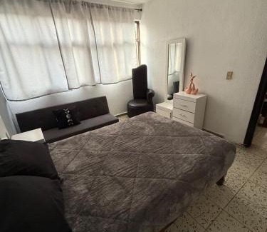 Santa Fe de la Laguna Casa | The Green House