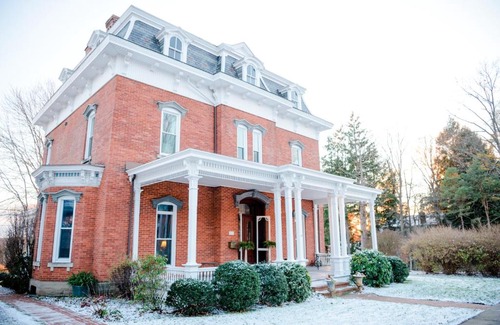 Mercer Casa | The Green Room at The Big Brickhouse