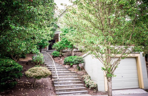 Wallingford Casa | THE GREENLAKE SUITES - center of seattle