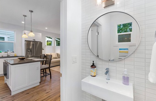 Whittier Heights Apartamento | The Greenwood Gem