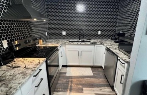 Appleton Casa | The Grey Goose at Woodmere Estates