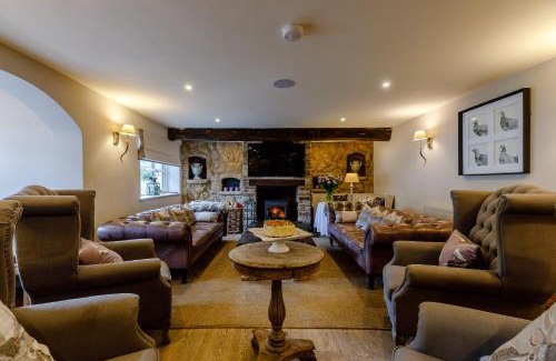 Llandegla Casa | The Grousemoor - North Wales luxury 7 bedroom holiday rental