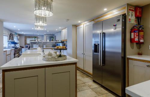 Llandegla Casa | The Grousemoor - North Wales luxury 7 bedroom holiday rental