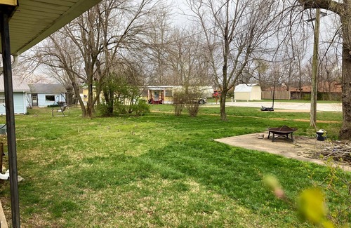 Mountain Grove Casa | The Grove Retreat (Mtn. Grove, MO)