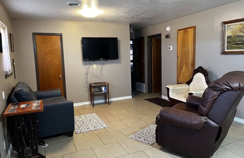 Nazareth Apartamento | The Guest Cottage at the Yellow Rose Inn