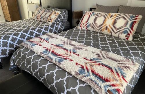 Summerfield Casa | The Hacienda, Themed Guesthouse with Pool