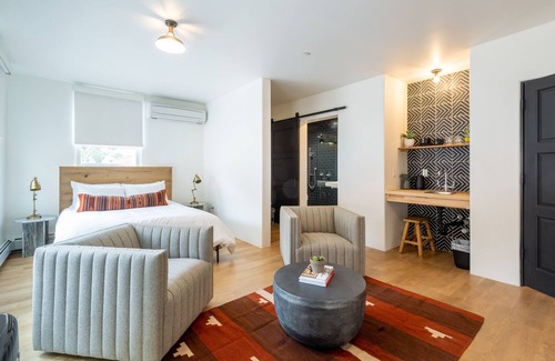 Downtown Santa Fe Hotel | The Haddie - Stunning studio steps from Plaza w/ free parking
