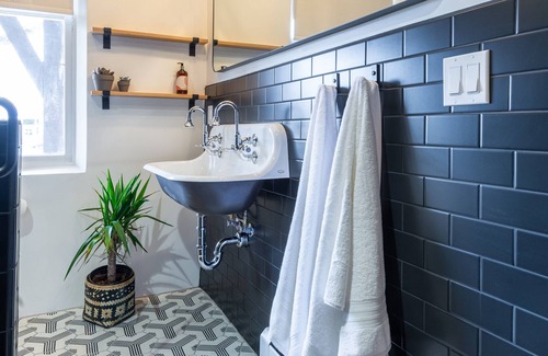Downtown Santa Fe Hotel | The Haddie - Stunning studio steps from Plaza w/ free parking