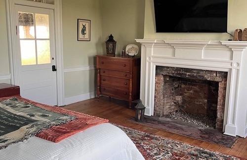 Harrodsburg Otro | The Hager Hideaway