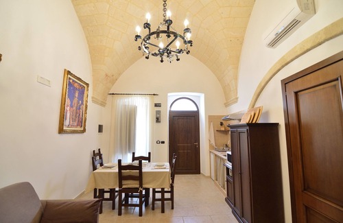 Oria Historic Centre Apartamento | The Hall of Arms, Apartamento para vacaciones, Oria, Puglia, Italia