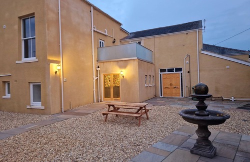 Knott End-on-Sea Apartamento | The Hamilton Luxury Let - The Duke with Hot Tub