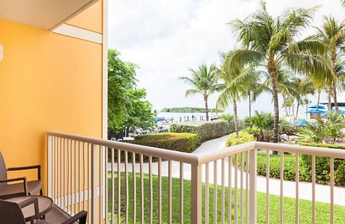 Marathon Complejo | The Hammocks at Marathon Family, Fun, and Relaxation all Together in One Place!