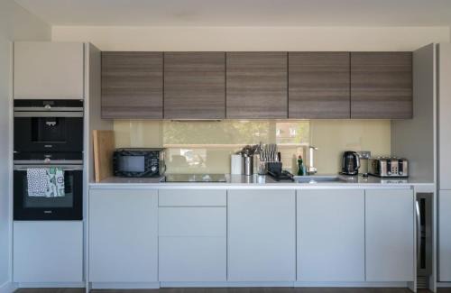 Frognal and Fitzjohns Apartamento | The Hampstead Hideout - Glamorous 3BDR Flat with Balcony