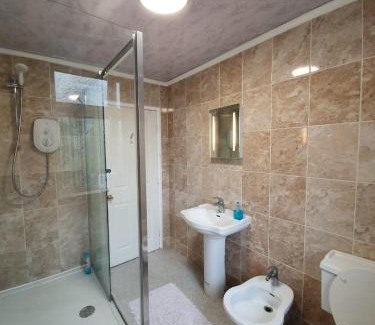 Handforth Casa | The Handforth Lodge