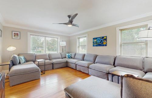 Warrington Casa | The Happy Turtle