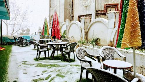 The Mall Road Hostal | The HappyTel