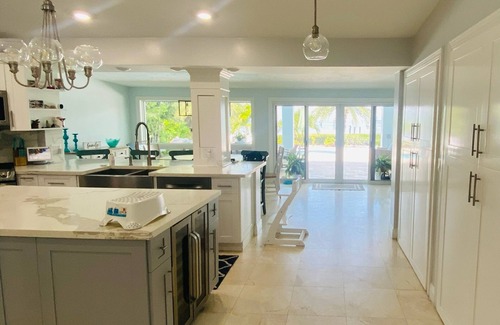 Tavernier Casa | The Harbor House with Open Bay Views