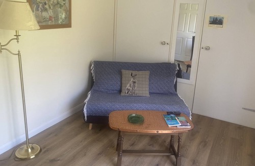 Bury St Edmunds Otro | The Hares Retreat Suffolk, pet Friendly!