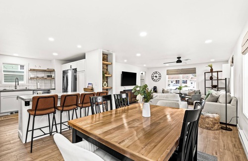East End Casa | The Harlow House- Beautifully Renovated Home Near Duluth