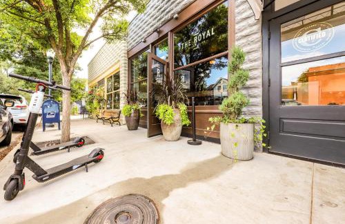 Harrison Boulevard Casa | The Harrison House