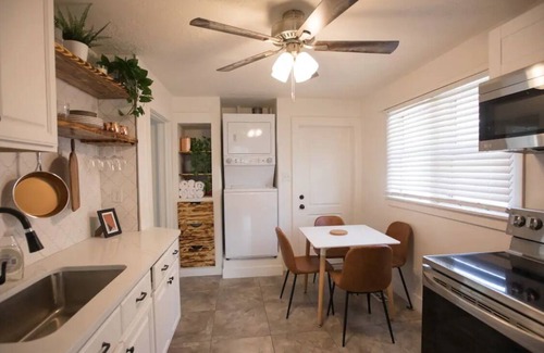 South Salt Lake Casa | The Hartwell Haven