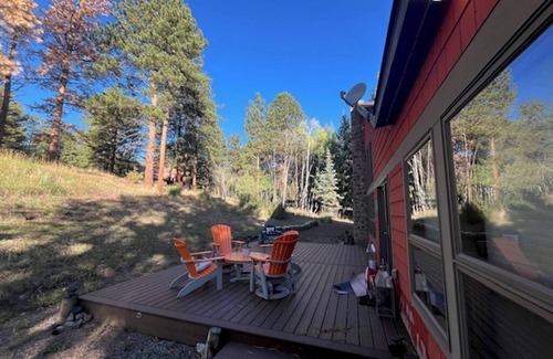 Ponderosa Pines Casa | The Harvest Moon Mountain Retreat