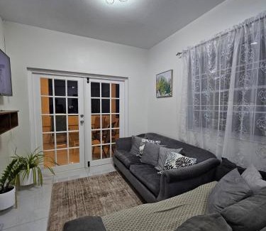Lance aux Epines Apartamento | The Harvest of Love 4 Modern, Prime Location
